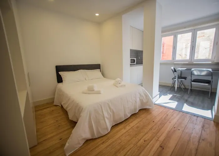 Cool - Praca Da Batalha Porto