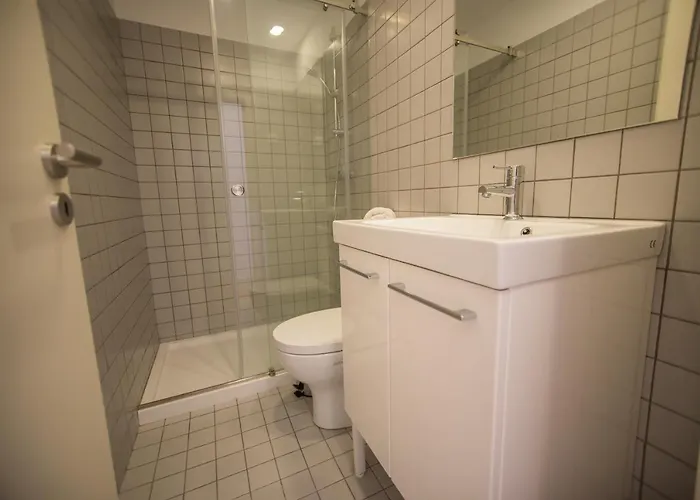 Cool - Praca Da Batalha Oporto