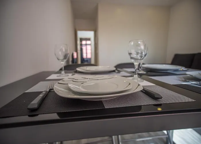 Cool - Praca Da Batalha 아파트 포르투